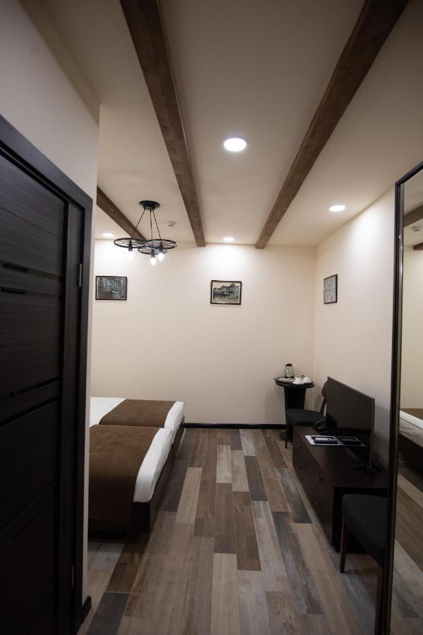 Boutique Living Hotel Erivan Exterior foto