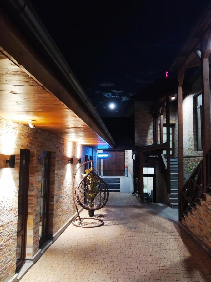 Boutique Living Hotel Erivan Exterior foto